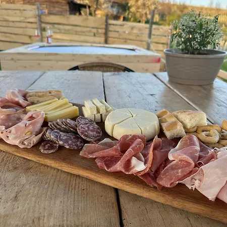 Luxury tent Glamping Altare In The Vineyards Dogliani